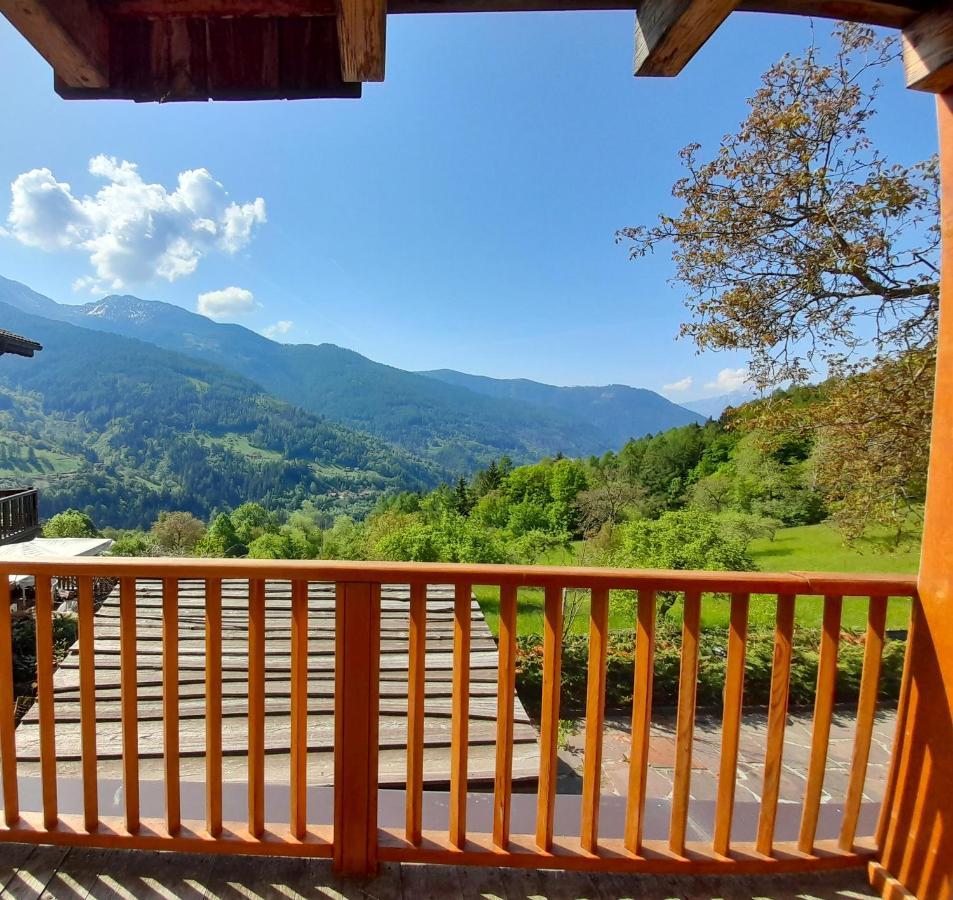 B&B Chalet Dolomiti Sant'Orsola エクステリア 写真