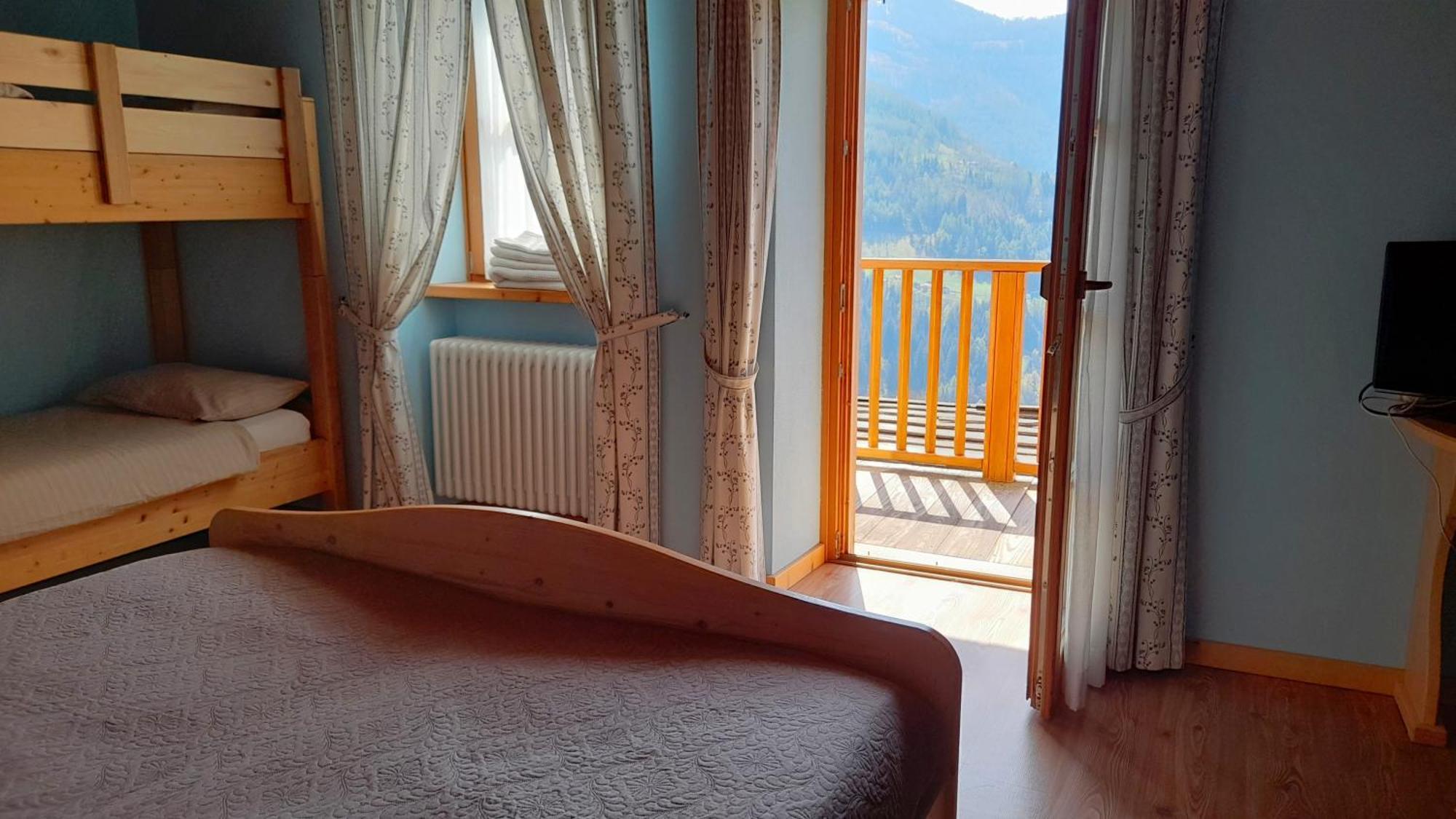 B&B Chalet Dolomiti Sant'Orsola エクステリア 写真